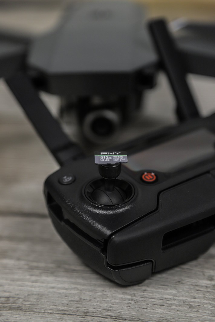 Journée mondiale du drone - microSD